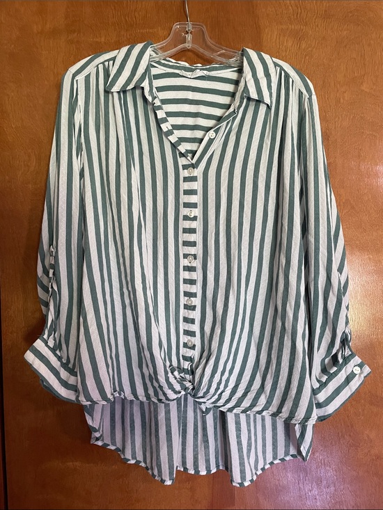 Jane+ Delancey Tops - Jane + Delancey Striped Women's Top - Green & White  Size 1X